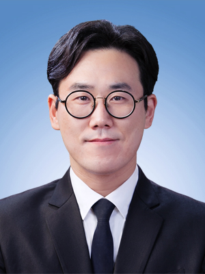 박진우 인물 이미지